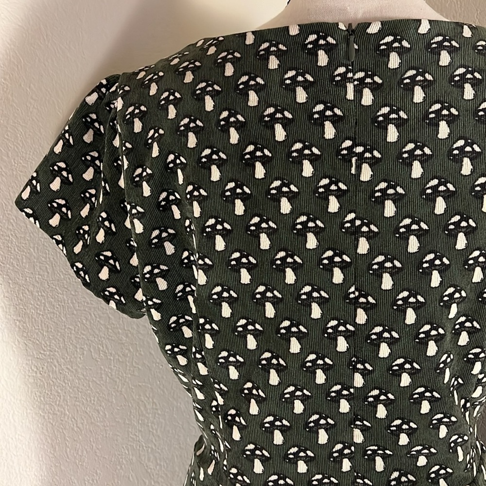 Mushroom print Dress, Medium - Picture 6 of 9